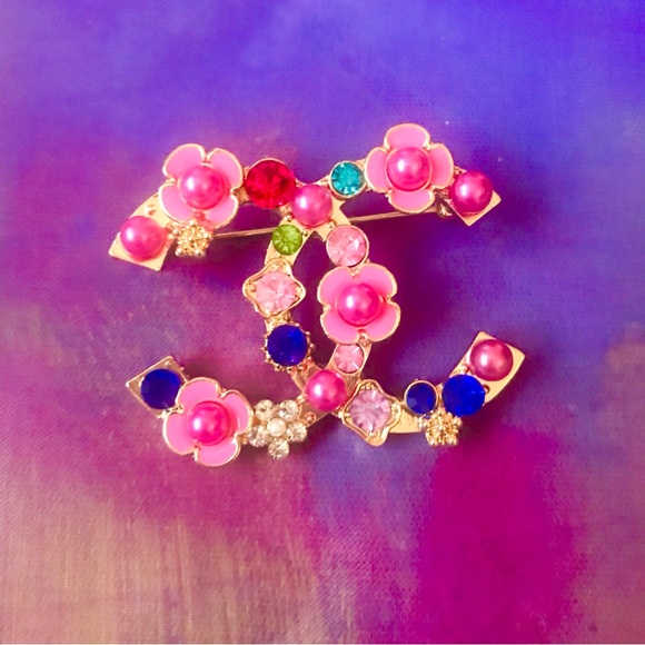 FabulouslyFitted | Floral Multicolored Fashion Brooch - Picture 4 of 7